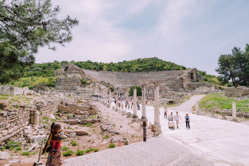 efes tiyatro.jpg